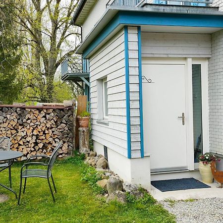 Seesicht Und Charmante Wohnung Bei Hanni Und Ueli Bottighofen Exterior photo